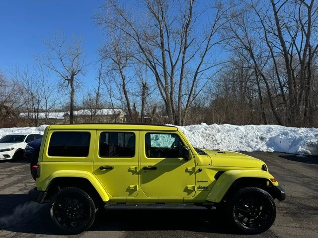 2023 Jeep Wrangler view 4