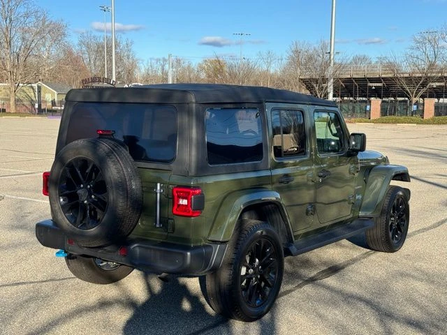 2022 Jeep Wrangler view 5