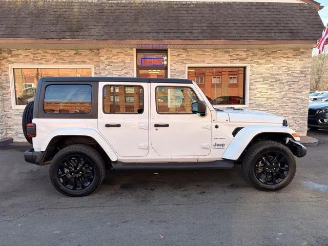 2022 Jeep Wrangler 4xe view 4