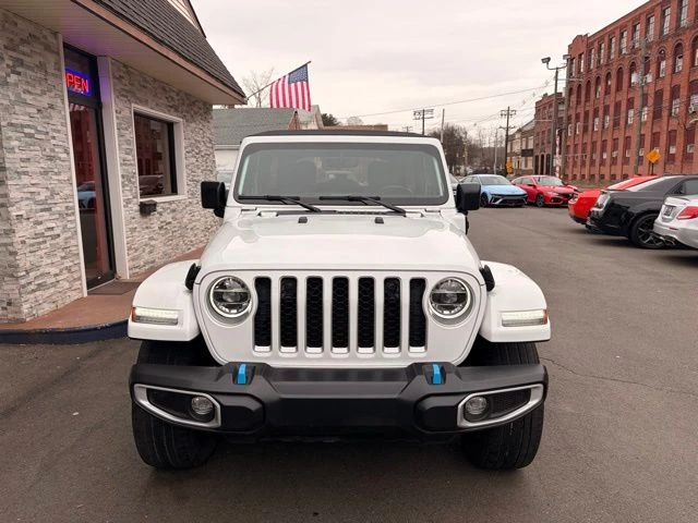 2022 Jeep Wrangler view 2