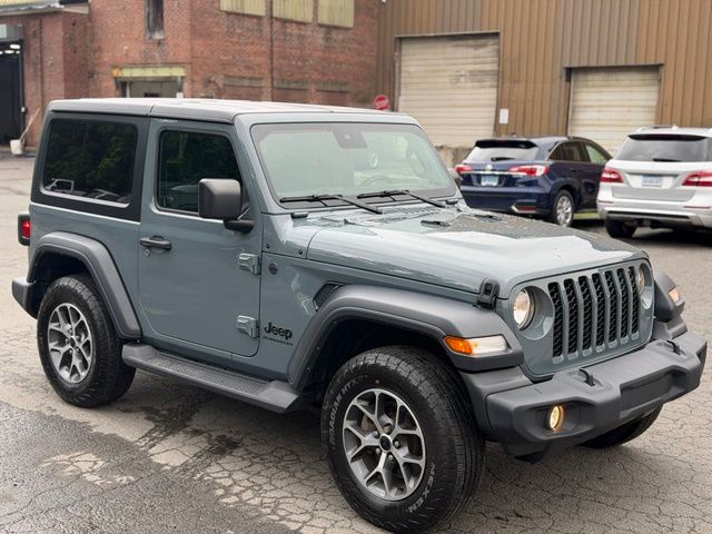 2024 Jeep Wrangler view 3