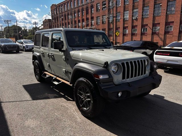 2024 Jeep Wrangler view 3