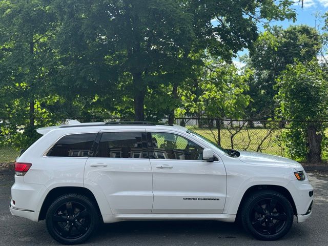 2016 Jeep Grand Cherokee view 4