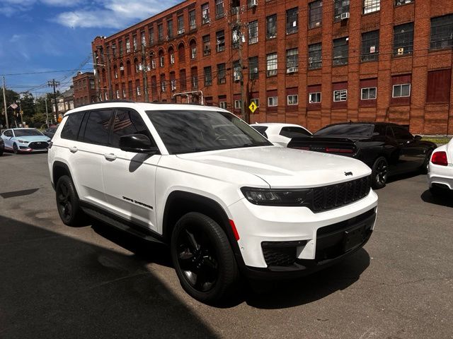2023 Jeep Grand Cherokee L view 3