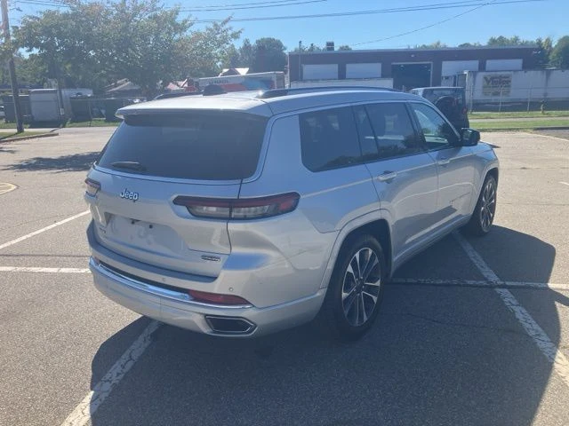 2023 Jeep Grand Cherokee L view 5