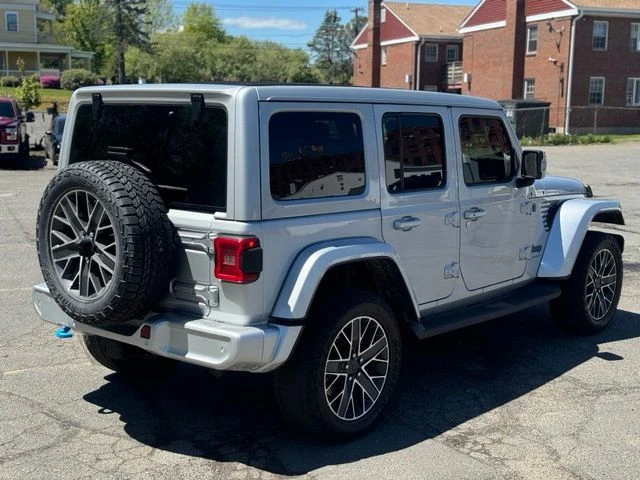 2024 Jeep Wrangler view 5