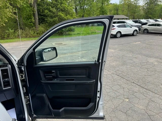 2018 Ram 1500 view 5
