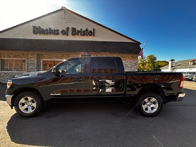 2024 Ram 1500 view 4