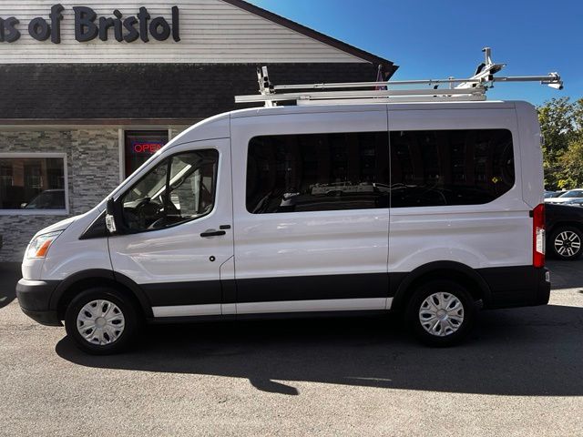 2019 Ford Transit-150 view 3