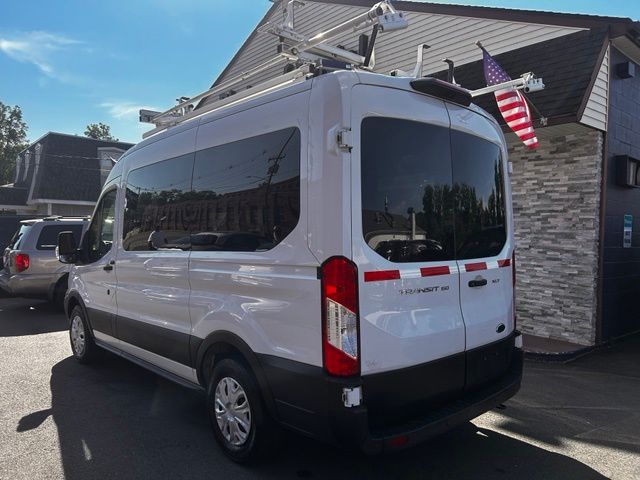 2019 Ford Transit-150 view 4