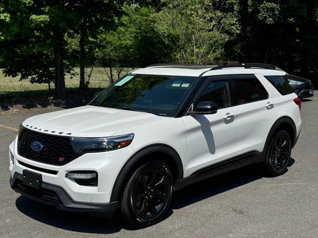 2020 Ford Explorer ST 4WD's photo