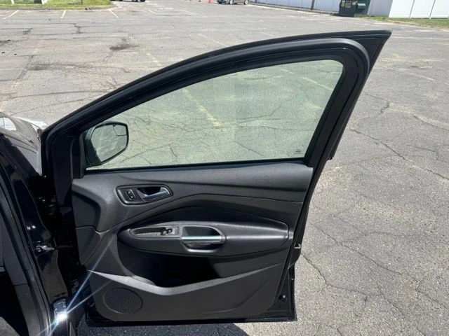 2018 Ford Escape view 4