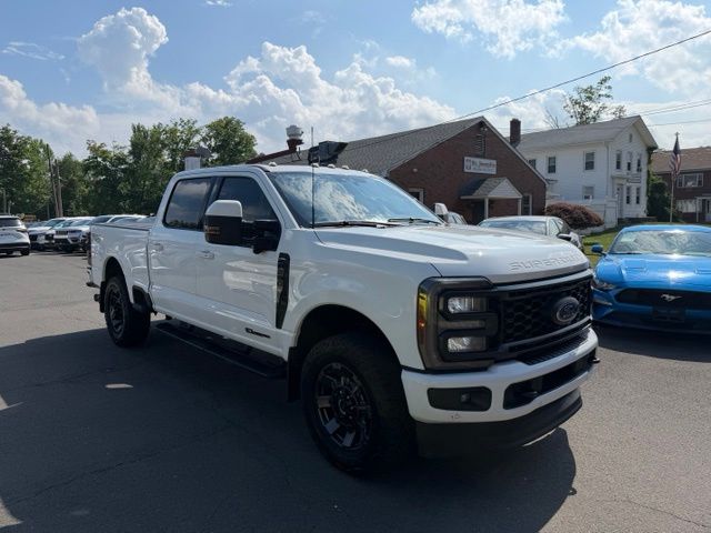 2023 Ford F-250SD view 3