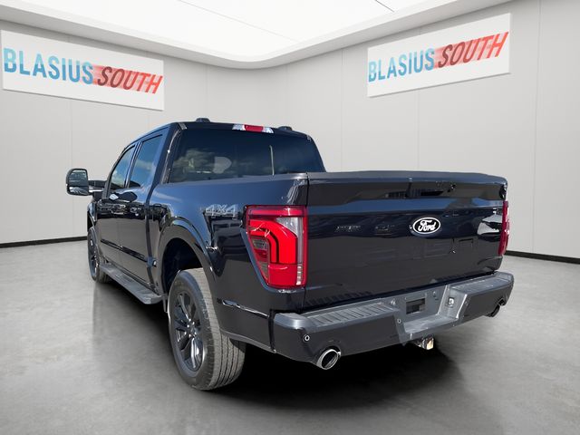 2025 Ford F-150 view 4