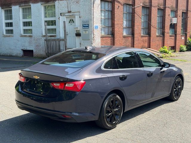 2025 Chevrolet Malibu view 5