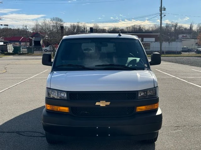 2025 Chevrolet Express 3500 view 2