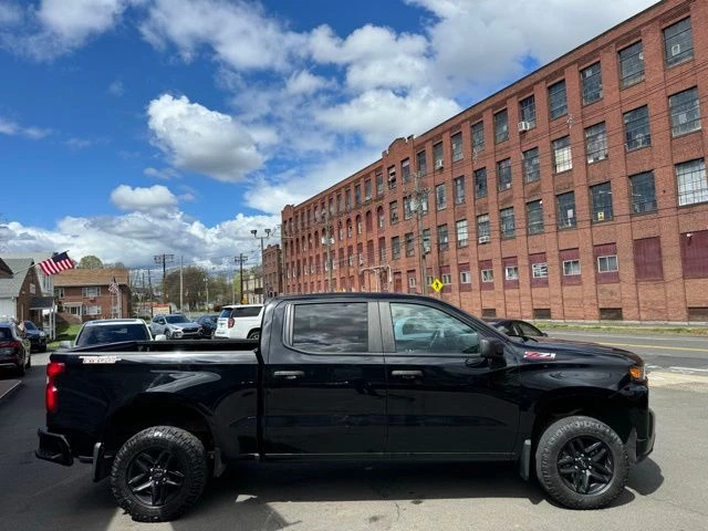 2020 Chevrolet Silverado 1500 view 4