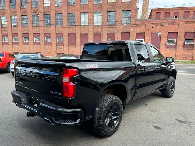 2020 Chevrolet Silverado 1500 view 5