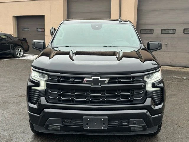 2023 Chevrolet Silverado 1500 view 2