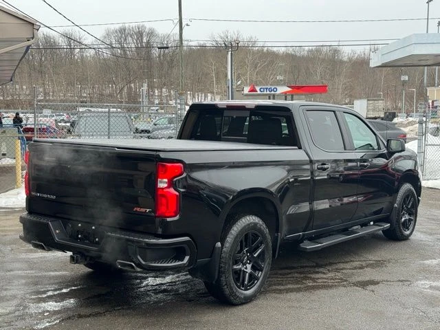2023 Chevrolet Silverado 1500 view 5