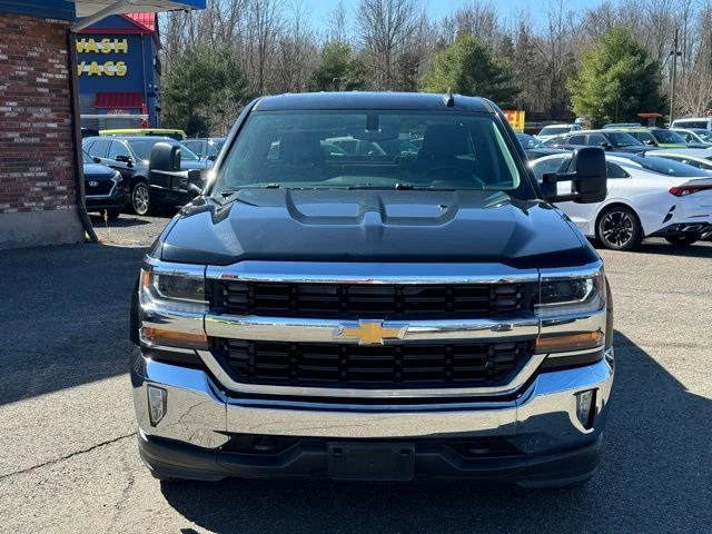 2016 Chevrolet Silverado 1500 view 2