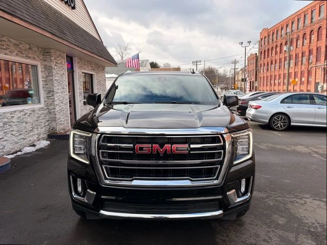2022 GMC Yukon view 2