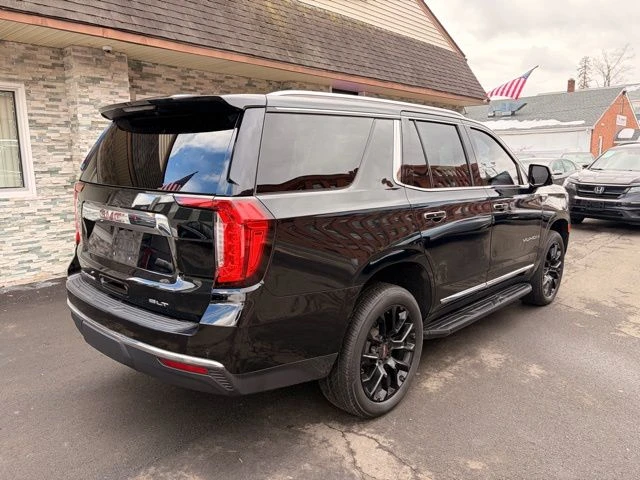 2022 GMC Yukon view 5