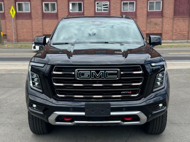 2025 GMC Yukon view 2