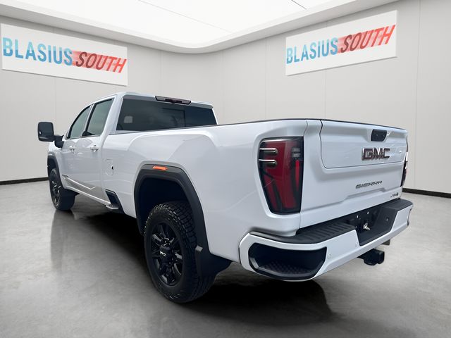 2024 GMC Sierra 2500HD view 5