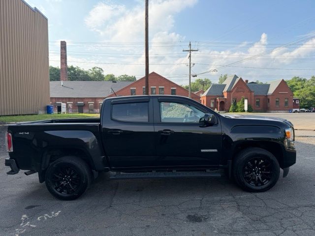 2022 GMC Canyon view 4