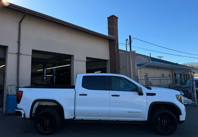 2023 GMC Sierra 1500 view 4