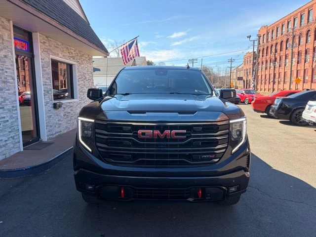 2024 GMC Sierra 1500 view 2