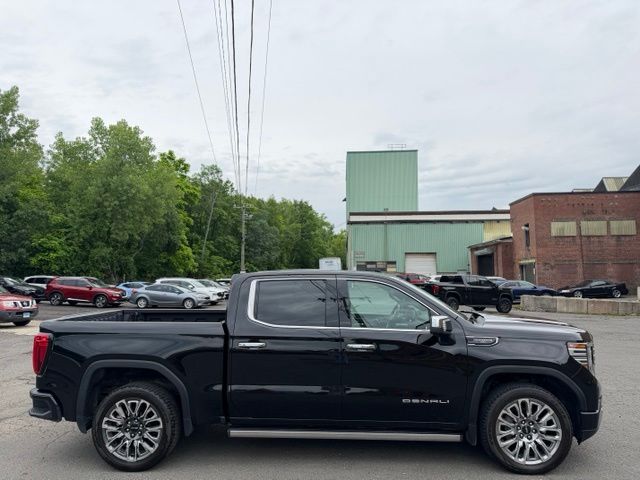 2023 GMC Sierra 1500 view 4