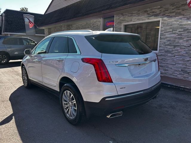 2018 Cadillac XT5 view 5