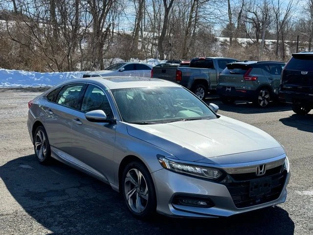 2020 Honda Accord view 3