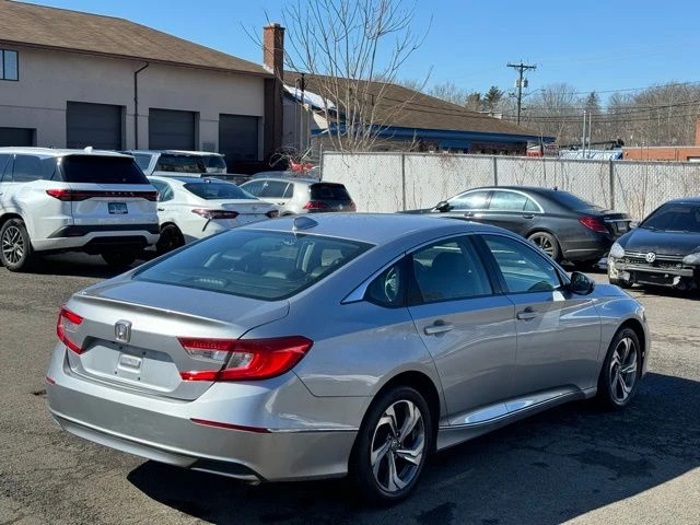 2020 Honda Accord view 5