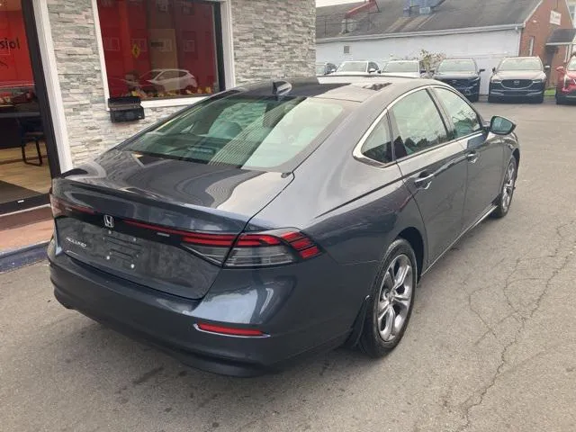 2023 Honda Accord view 5