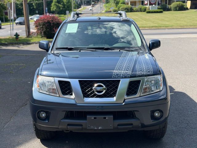 2020 Nissan Frontier view 2