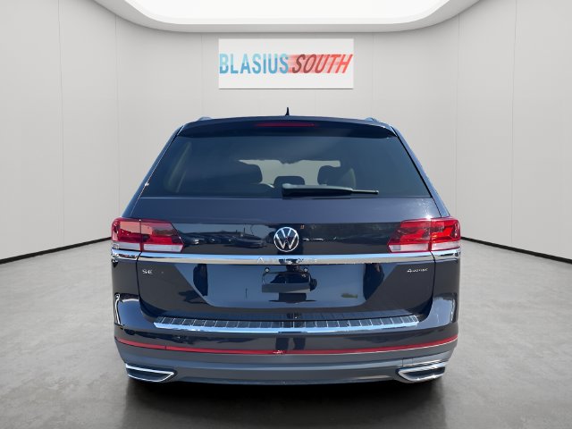 2023 Volkswagen Atlas view 4
