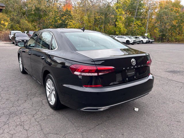 2020 Volkswagen Passat view 5