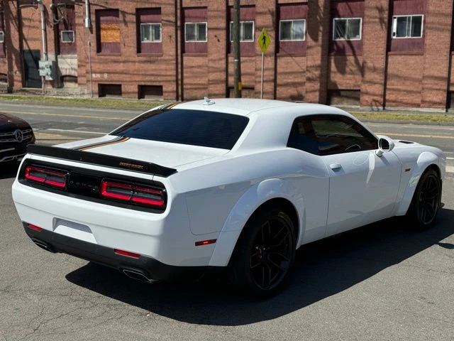 2023 Dodge Challenger R/T - Photo 6