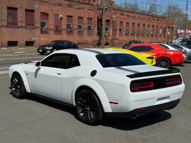 2023 Dodge Challenger R/T - Photo 9