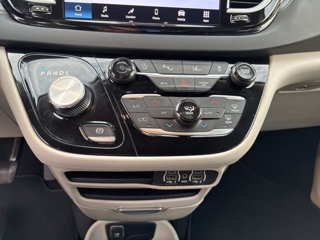 2024 Chrysler Pacifica Touring L - Photo 24