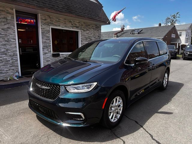 2025 Chrysler Pacifica