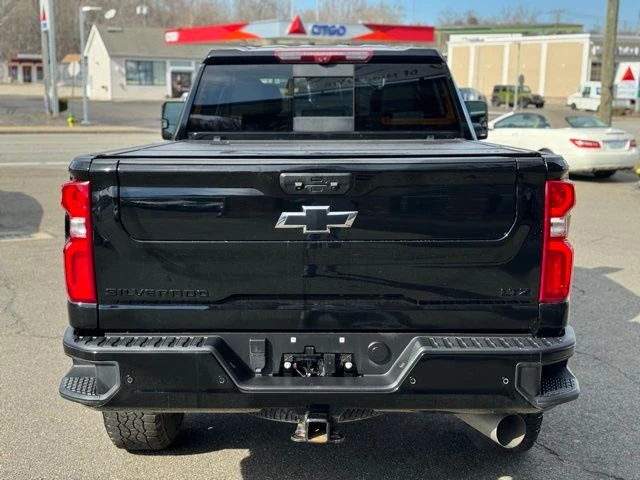 2024 Chevrolet Silverado 2500HD view 5