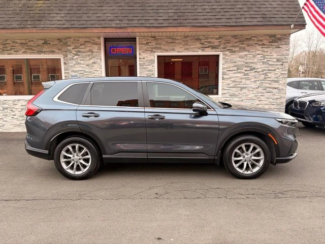 2023 Honda CR-V view 4