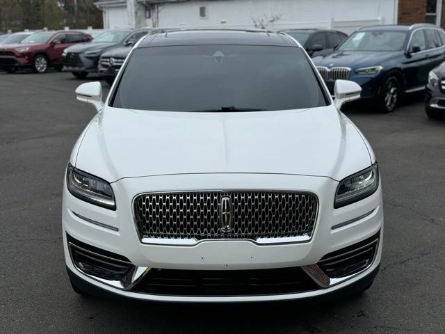 2020 Lincoln Nautilus view 2
