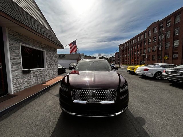 2022 Lincoln Nautilus view 2