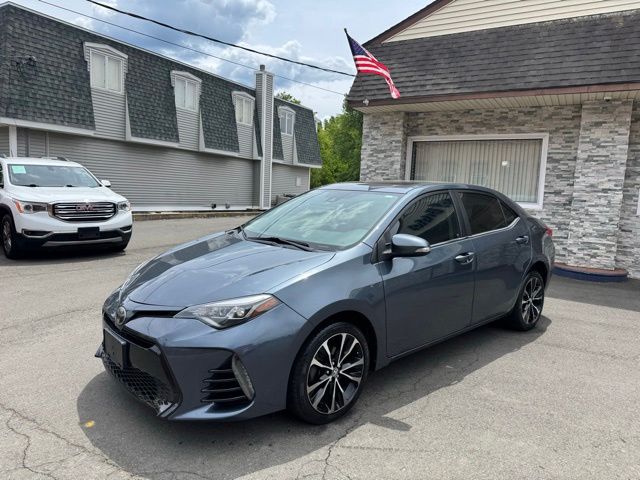 2017 Toyota Corolla SE AT's photo