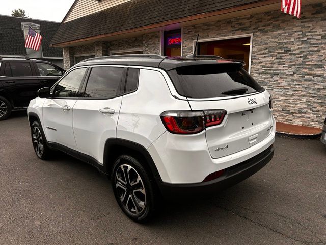 2022 Jeep Compass view 5